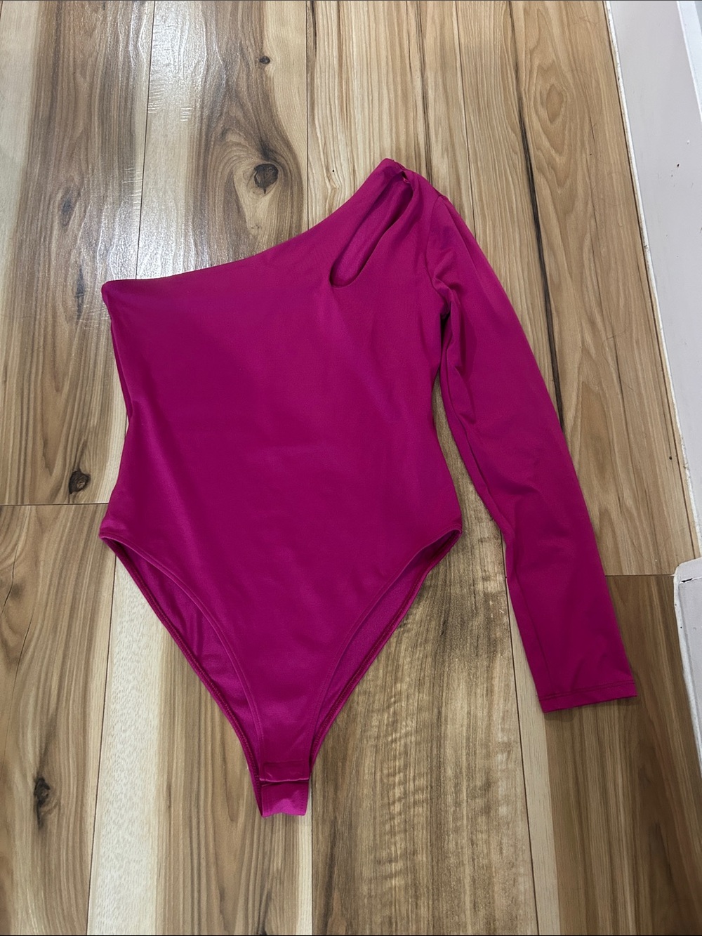 Zara One-Shoulder Long Sleeve Bodysuit in fuscia